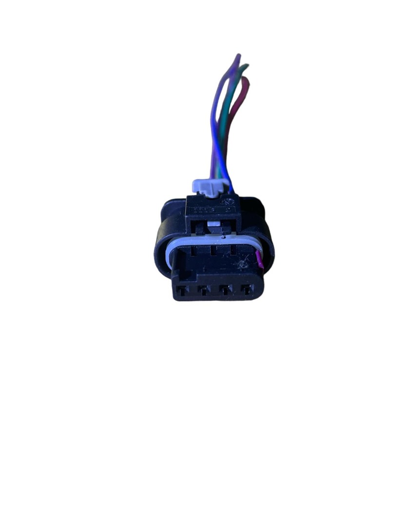 BRU07-04P043