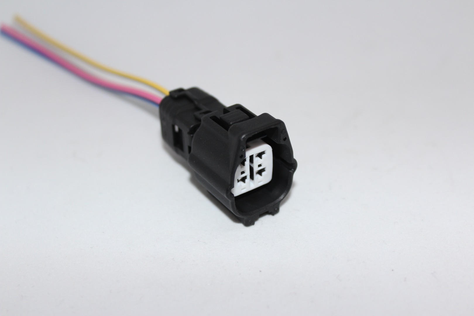 BRU07-04P056