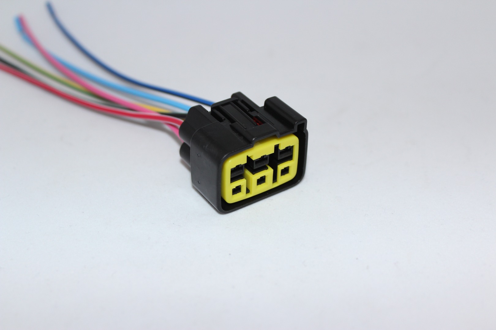 BRU07-06P037