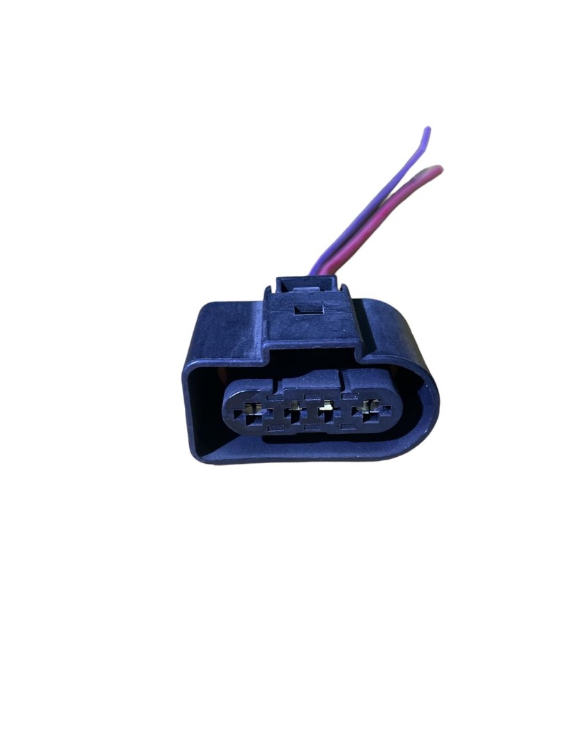 BRU07-04P025