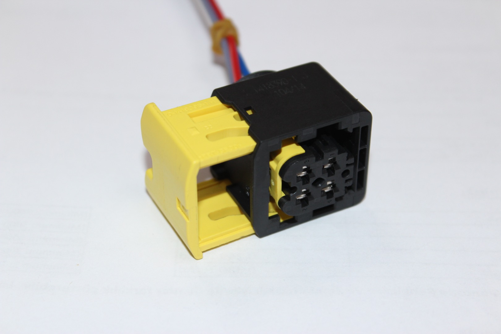 BRU07-04P074